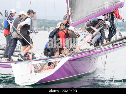 Ginevra Svizzera, 06/08/2024: Carondimonio saltato da Gauvain Ramseier poco prima dell'orario di partenza della regata di Ginevra-Rolle-Ginevra. La regata Ginevra-Rolle-Ginevra, la più importante prima del Bol D'Or Mirabaud, si svolse nel lago di Ginevra. (Foto di Patrick Dancel/Alamy Foto Stock
