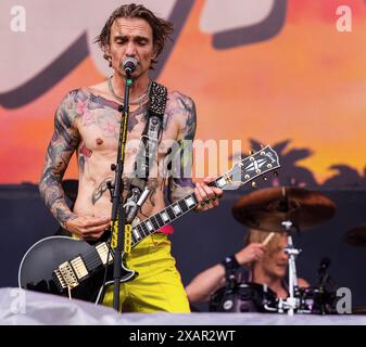 Norje, Svezia, 8 giugno 2024 THE DARKNESS (UK) si esibisce al Sweden Rock Festival crediti: PEO Mšller/Alamy Live News Foto Stock