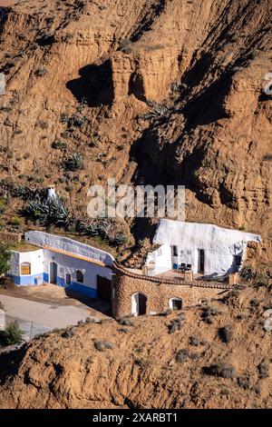 I covarroni, i magazzini scolpiti in pietra, Gorafe, la regione di Guadix, il Granada Geopark, provincia di Granada, Andalusia, Spagna. Foto Stock