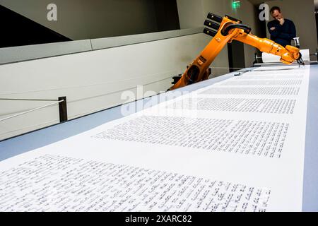 Museo Judío de Berlín,diseñado por el arquitecto polaco Daniel Libeskinds , Berlino, Alemania, l'Europa. Foto Stock