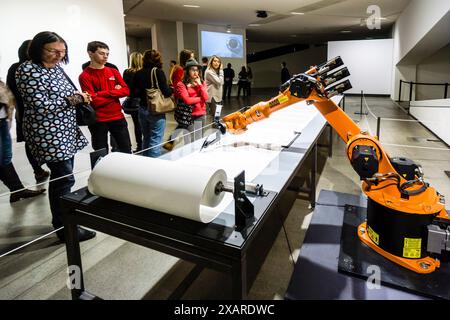 Museo Judío de Berlín,diseñado por el arquitecto polaco Daniel Libeskinds , Berlino, Alemania, l'Europa. Foto Stock