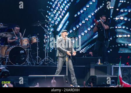 Vasco Rossi in concerto allo Stadio San Siro di Milano foto di Luca Moschini Foto Stock