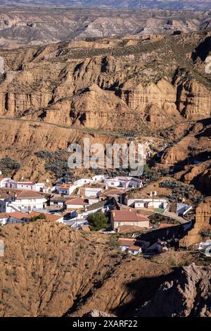 I covarroni, i magazzini scolpiti in pietra, Gorafe, la regione di Guadix, il Granada Geopark, provincia di Granada, Andalusia, Spagna. Foto Stock