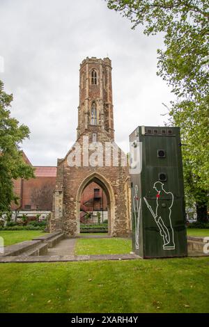 Torre dei Frati grigi, Re Lynn, resti parziali del Frate occupati da frati e monaci francesiani, abbandonati e parzialmente distrutti durante la riforma. Foto Stock