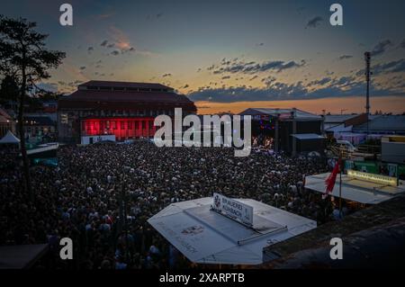 Augusta, Germania. 07/06/2024. Concerto NOFX Punk in drublic: Lasst Tour 2024. 40 anni, 40 città, 40 Songs x Day - l'iconica band punk NOFX ha tenuto un'esibizione indimenticabile ad Augusta come parte del loro tour di addio. Crediti: Valerio Agolino / Alamy Live News Foto Stock