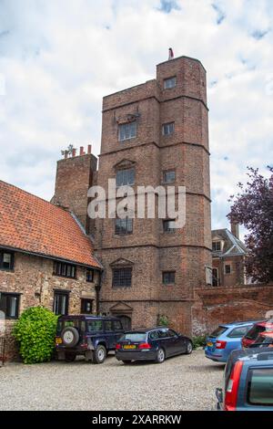 Clifton Tower, parte di Clifton House, una casa medievale utilizzata da un mercante locale quando Kings Lynn era un importante porto inglese. Foto Stock