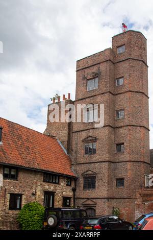 Clifton Tower, parte di Clifton House, una casa medievale utilizzata da un mercante locale quando Kings Lynn era un importante porto inglese. Foto Stock