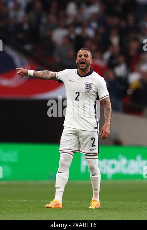 Londra, Regno Unito. 7 giugno 2024. Kyle Walker, d'Inghilterra, reagisce. Inghilterra contro Islanda, partita amichevole internazionale di calcio allo Stadio di Wembley a Londra venerdì 7 giugno 2024. Solo per uso editoriale. foto di Andrew Orchard/Andrew Orchard fotografia sportiva/Alamy Live News Credit: Andrew Orchard fotografia sportiva/Alamy Live News Foto Stock