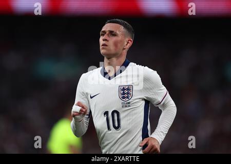 Londra, Regno Unito. 7 giugno 2024. Phil Foden, d'Inghilterra, guarda. Inghilterra contro Islanda, partita amichevole internazionale di calcio allo Stadio di Wembley a Londra venerdì 7 giugno 2024. Solo per uso editoriale. foto di Andrew Orchard/Andrew Orchard fotografia sportiva/Alamy Live News Credit: Andrew Orchard fotografia sportiva/Alamy Live News Foto Stock