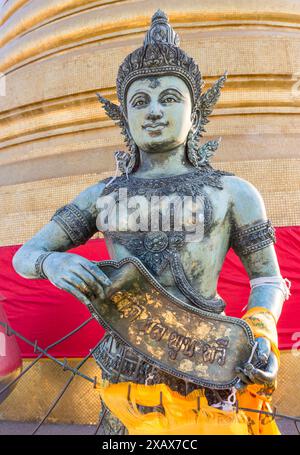 Tetto di Wat Saket, Monte d'Oro, Tempio di Srakesa, Bangkok, Thailandia Foto Stock