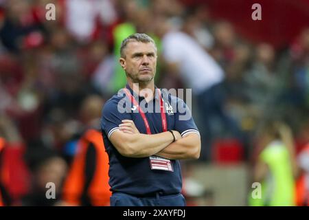 Allenatore Serhiy Rebrov dell'Ucraina visto durante l'amichevole tra Polonia e Ucraina al PEG Narodowy. Punteggio finale: Polonia 3:1 Ucraina. Foto Stock