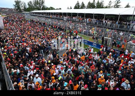 Montreal, Canada. 9 giugno 2024. Atmosfera del circuito - ventole sul podio. 09.06.2024. Formula 1 World Championship, Rd 9, Canadian Grand Prix, Montreal, Canada, giorno della gara. Il credito fotografico dovrebbe essere: XPB/Alamy Live News. Foto Stock