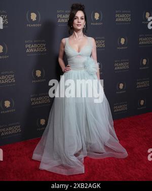 Melanie Zanetti arriva al 84° Annual Peabody Awards tenutosi al Beverly Wilshire di Beverly Hills, CALIFORNIA, domenica. 9 giugno 2024. (Foto di Sthanlee B. Mirador/Sipa USA) Foto Stock