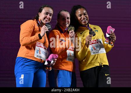 Jorinde VAN KLINKEN, Jessica SCHILDER e Yemisi OGUNLEYE durante la cerimonia della medaglia Discus Throw Men European Athletics Championships 2024 allo Stadio Olimpico, il 7 giugno 2024 a Roma. Foto Stock