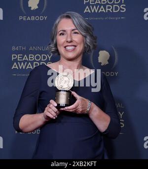 Beverly Hills, Stati Uniti. 9 giugno 2024. Khris Brown posa nella sala stampa durante il 84° Peabody Awards annuale al Beverly Wilshire, A Four Seasons Hotel A Beverly Hills, California, domenica 9 giugno 2024. Foto di Jim Ruymen/UPI credito: UPI/Alamy Live News Foto Stock