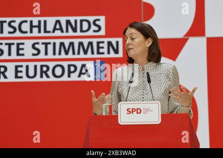 Pressekonferenz mit Katarina Barley und Kevin Kühnert, AM 10.06.2024 a Berlino, SPD, Willy-Brandt-Haus, Deutschland *** Conferenza stampa con Katarina Barley e Kevin Kühnert, il 10 06 2024 a Berlino, SPD, Willy Brandt Haus, Germania Foto Stock