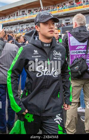 Zhou Guanyu (CHN) - Stake F1 Team Kick Sauber - Sauber C44 - Ferrariduring Formula 1 AWS Grand Prix du Canada 2024, Montreal, Quebec, Canada, dal 6 al 9 giugno - Round 9 of 24 of 2024 F1 World Championship Foto Stock