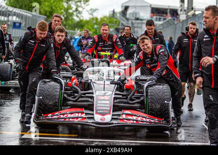 Nico Hulkenberg (GER) - MoneyGram Haas F1 Team - Haas VF-24 - Ferrariduring Formula 1 AWS Grand Prix du Canada 2024, Montreal, Quebec, Canada, dal 6 giugno al 9 giugno - Round 9 of 24 of 2024 F1 World Championship Foto Stock