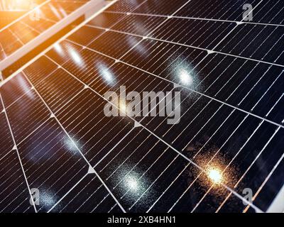 Pannello solare con compositi e tecnologia a gas per la penetrazione della luce solare Foto Stock