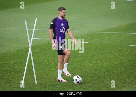 Herzogenaurach, Germania. 10 giugno 2024. Calcio, preparazione al Campionato europeo, allenamento, Niclas Füllkrug tedesca in azione durante l'allenamento pubblico allo stadio Adi Dassler. Credito: Christian Charisius/dpa/Alamy Live News Foto Stock