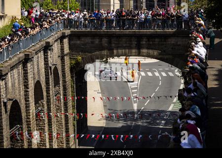 07 LOPEZ Jose Maria (arg), KOBAYASHI Kamui (jpn), DE VRIES Nyck (nld), Toyota Gazoo Racing, Toyota GR010 - Hybrid #07, Hypercar, FIA WEC, azione durante il City Centre Procession della 24 ore di le Mans 2024, 4° round del FIA World Endurance Championship 2024, l'8 giugno, 2024 a le Mans, Francia Foto Stock