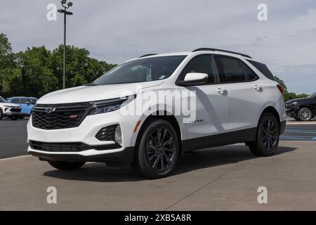 West Harrison - 9 giugno 2024: Mostra Chevrolet Equinox RS. Chevy offre Equinox con un motore turbo a quattro cilindri da 1,5L. IL MIO: 2024 Foto Stock