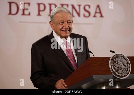 Città del Messico, Messico. 10 giugno 2024. Il presidente del Messico, Andres Manuel Lopez Obrador, durante una conferenza informativa presso il Palazzo Nazionale, esortò i partiti politici ad auto-criticare dopo i risultati delle elezioni generali in Messico. (Credit Image: © Luis Barron/eyepix via ZUMA Press Wire) SOLO PER USO EDITORIALE! Non per USO commerciale! Crediti: ZUMA Press, Inc./Alamy Live News Foto Stock