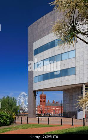 Atradius Building e Pierhead Building, Cardiff Bay, Galles Foto Stock
