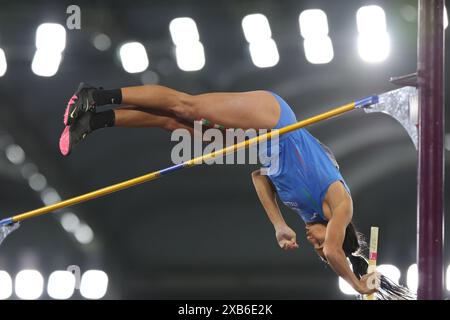 Roma, Italia. 10 giugno 2024. Roberta Bruni d'Italia gareggia durante la finale del vault femminile ai Campionati europei di atletica leggera di Roma 2024 a Roma, in Italia, 10 giugno 2024. Crediti: Li Jing/Xinhua/Alamy Live News Foto Stock