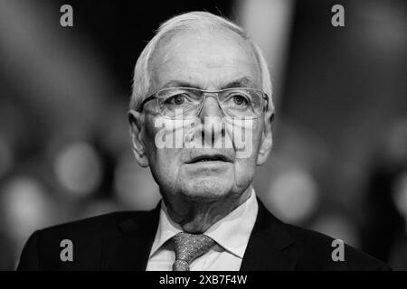 Mannheim, Germania. 27 ottobre 2019. Klaus Töpfer, ex ministro federale dell'ambiente, partecipa alla cerimonia di premiazione tedesca dell'ambiente presso il Centro Congressi Rosengarten. Credito: Uwe Anspach/dpa/Alamy Live News Foto Stock