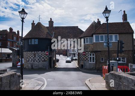 La casa Barbican Gate a Sandwich, kent, all'inizio della primavera Foto Stock