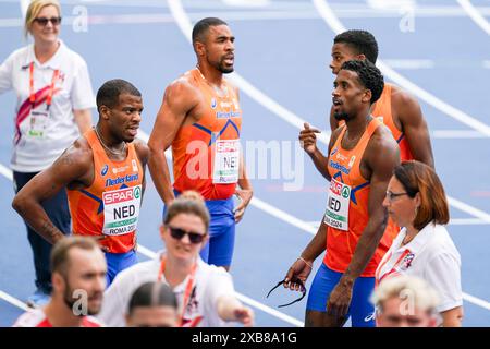 Roma, Italia. 11 giugno 2024. ROMA, ITALIA - 11 GIUGNO: Ramsey Angela dei Paesi Bassi, Terrence Agard dei Paesi Bassi, Isaya Klein Ikkink dei Paesi Bassi, Isayah Boers dei Paesi Bassi gareggiando nella staffetta 4 x 400m durante il quinto giorno dei Campionati europei di atletica leggera - Roma 2024 allo Stadio Olimpico l'11 giugno 2024 a Roma, Italia. (Foto di Joris Verwijst/Agenzia BSR) credito: Agenzia BSR/Alamy Live News Foto Stock