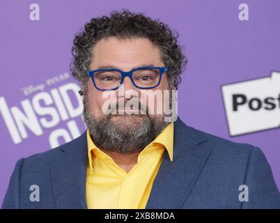 Bobby Moynihan arriva alla Disney and Pixar's INSIDE OUT 2 World Premiere che si tiene all'El Capitan Theatre di Hollywood, CALIFORNIA, lunedì, 10 giugno 2024. (Foto di Sthanlee B. Mirador/Sipa USA) Foto Stock