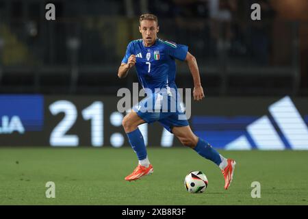 Empoli, Italia, 9 giugno 2024. Davide Frattesi dell'Italia durante l'amichevole internazionale allo Stadio Carlo Castellani di Empoli. Il credito immagine dovrebbe essere: Jonathan Moscrop / Sportimage Foto Stock