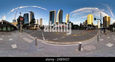 Visualizzazione panoramica a 360 gradi di Panorama a 360° della stazione della metropolitana leggera del tram G Link a Surfers Paradise Gold Coast Queensland Australia