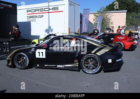 Porsche 911 GT3 Cup, vettura da corsa che ha preso parte alla 4 ore di Barcellona all'European le Mans Series sul circuito di Barcellona il 14/4/2024 Foto Stock