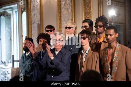 PAUL SMITH PRESENTA LA COLLEZIONE SS2025 AL VILAL FAVARD DI FIRENZE PER PITTI UOMO #106 COPYRIGHT : ANDREA PAOLETTI PHOTO Foto Stock