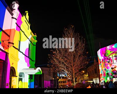 Ballarat Australia / White Night Ballarat trasforma la sua splendida architettura in opere d'arte. Foto Stock