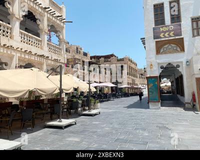 Doha, Qatar. 29 aprile 2024. A General view of Souq Waqif in Doha, Qatar, 29 aprile 2024. Crediti: AFLO/Alamy Live News Foto Stock