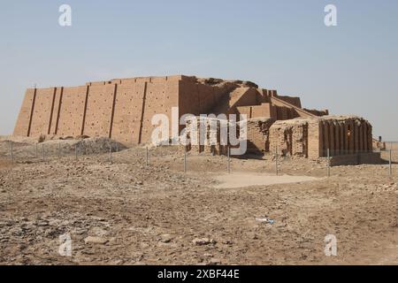 Lo Ziggurat di Ur, il tempio di Dub Lal Makh nella città di Nasiriyah, Iraq Foto Stock