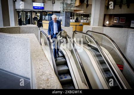 L'Aia, Paesi Bassi. 12 giugno 2024. L'AIA - il formateur Richard van Zwol lascia dopo i colloqui nell'area di formazione della camera dei rappresentanti. ANP ROBIN UTRECHT netherlands Out - belgio Out crediti: ANP/Alamy Live News Foto Stock