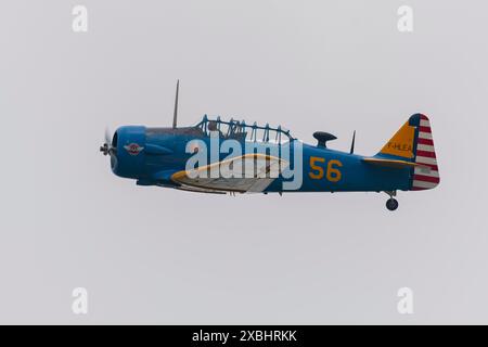 North American T-6 Texan al le Temps Des Helices Air Show 2024 a la Ferte-Alais, Francia Foto Stock