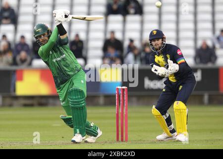 Peter Handscomb di Leicestershire Foxes in battuta durante il Vitality T20 Blast match tra Durham e Leicestershire Foxes al Seat Unique Riverside, Chester le Street, mercoledì 12 giugno 2024. (Foto: Robert Smith | mi News) crediti: MI News & Sport /Alamy Live News Foto Stock