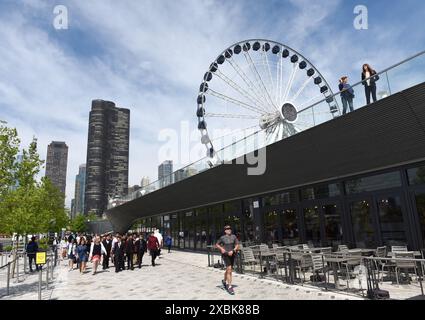 Chicago, Illinois, USA - giugno 2018: Persone sul Navy Pier di Chicago. Foto Stock