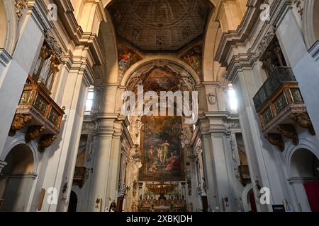 Palermo, Sicilia, Italia - 29 agosto 2023: Vista panoramica esterna della Chiesa di Santa Ninfa dei Crociferi in stile barocco-manierista Foto Stock