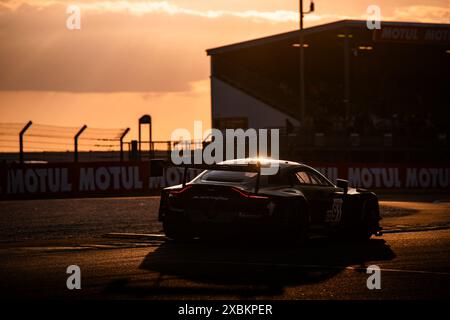 Le Mans, Francia. 12 giugno 2024. 91 BOVET Claude (gbr), McDonald David (gbr), Blackthorn, Aston Martin Vantage GT3 Evo, GT3, #91, azione durante la Road to le Mans 2024, 3° round della Michelin le Mans Cup 2024, sul circuito des 24 Heures du Mans, dal 12 al 15 giugno 2024 a le Mans, Francia - Photo Marcel Wulff/DPPI credito: DPPI Media/Alamy Live News Foto Stock