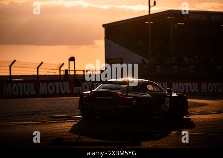 91 BOVET Claude (gbr), McDonald David (gbr), Blackthorn, Aston Martin Vantage GT3 Evo, GT3, #91, azione durante la Road to le Mans 2024, 3° round della Michelin le Mans Cup 2024, sul circuito des 24 Heures du Mans, dal 12 al 15 giugno 2024 a le Mans, Francia Foto Stock