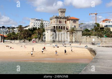 Forte da Cruz, costruito nel XVII secolo, attualmente sede di eventi, a Tamariz Beach, Estoril, Portogallo Foto Stock