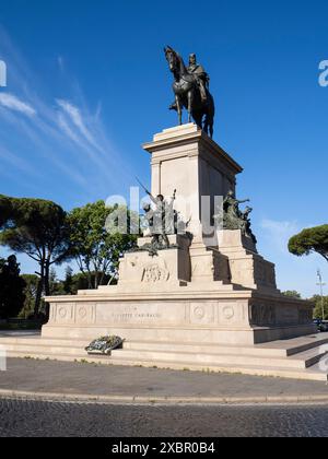 Roma. Italia. Monumento a Giuseppe Garibaldi, Piazzale del Gianicolo, Trastevere. La statua equestre in bronzo è stata progettata da Emilio Gallori e inaug Foto Stock