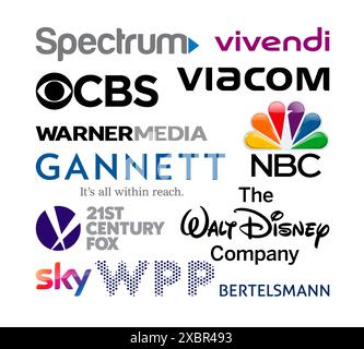 Kiyv, Ucraina - 09 novembre 2021: Collezione Logos delle più grandi emittenti mondiali, come: 21st Century Fox, Viacom, Gannett, NBC, WPP, Illustrazione Vettoriale
